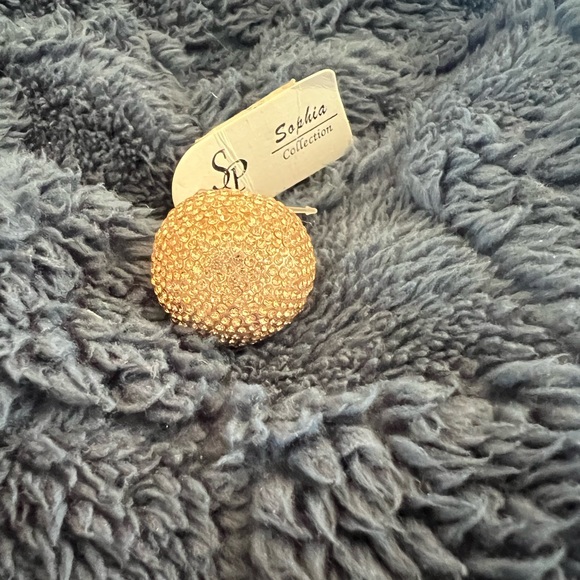 Beautiful champagne Swarovski crystal ring! - Picture 2 of 6